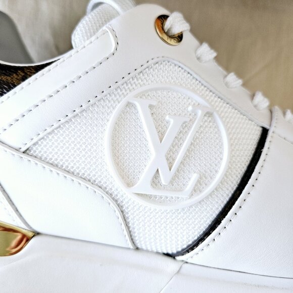 LOUIS VUITTON Run Away Sneaker - Picture 6 of 16